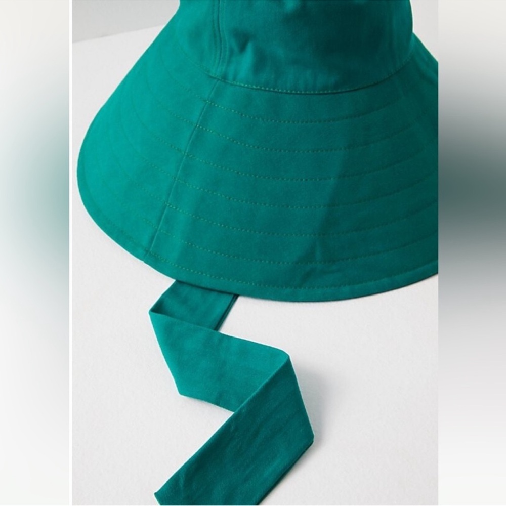 NWT Free People Shoreline Bucket Hat Kelly Green Removable Straps OS - Picture 2 of 12